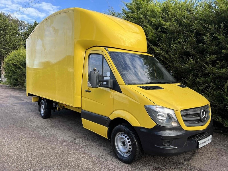 Mercedes-Benz Sprinter Listing Image