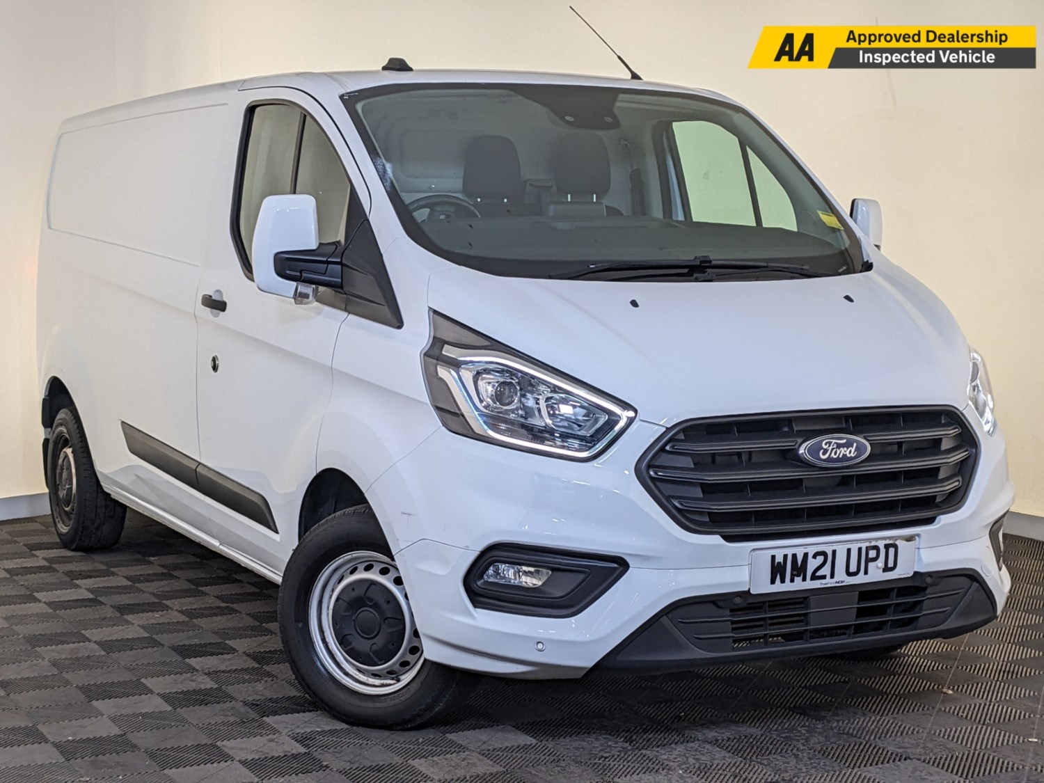 Ford Transit Custom Listing Image