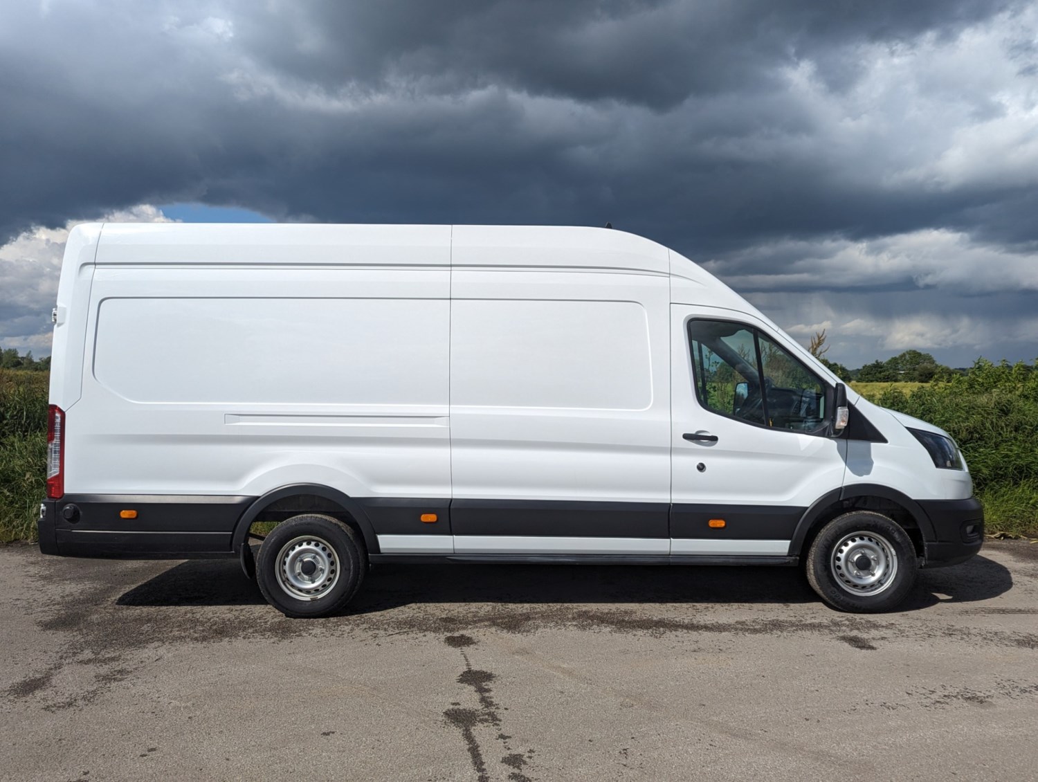 Ford Transit Listing Image