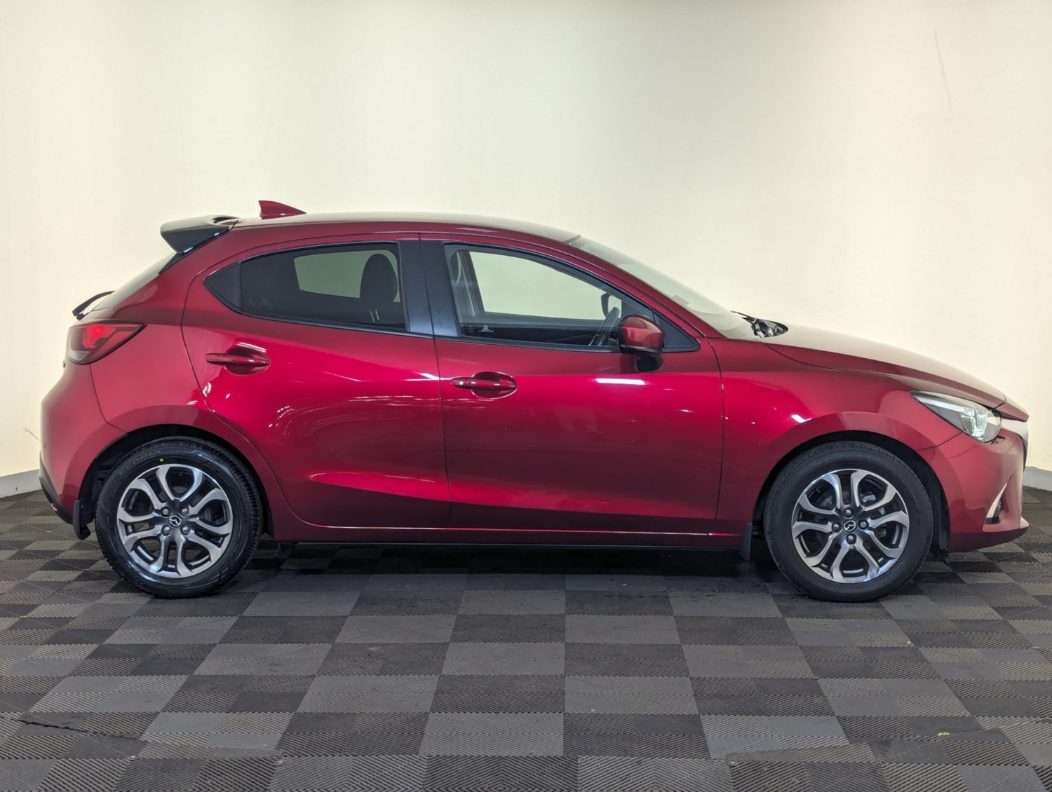 Mazda 2 Listing Image