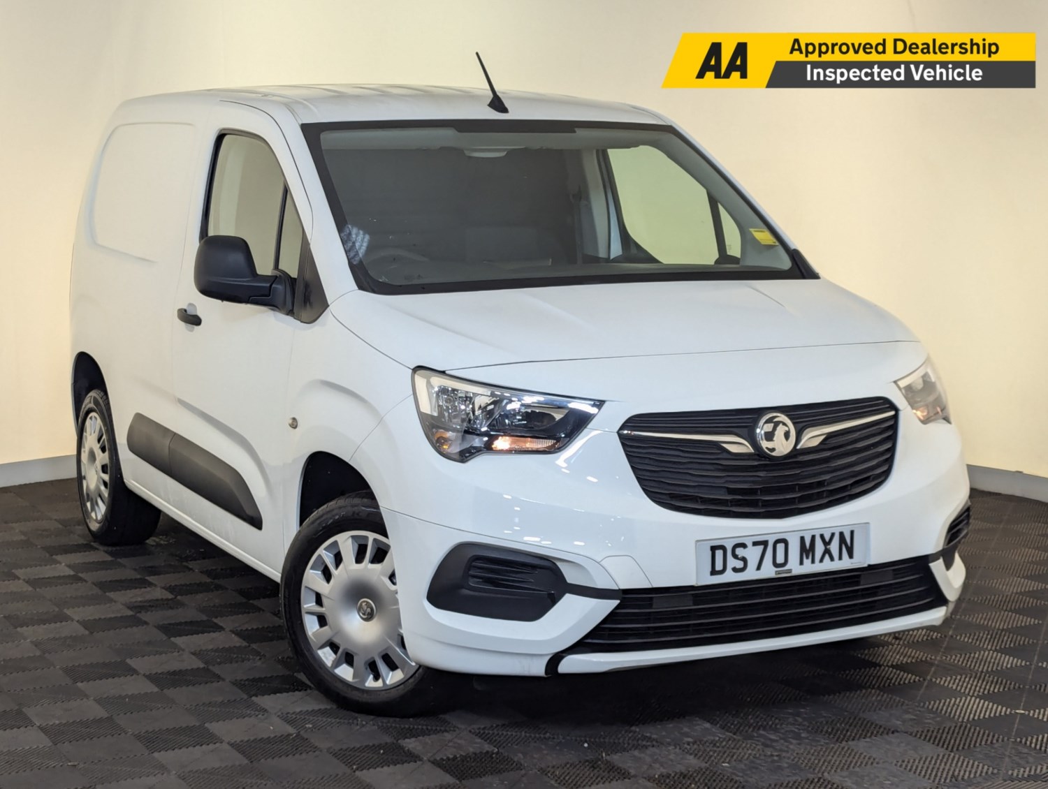 Vauxhall Combo Listing Image