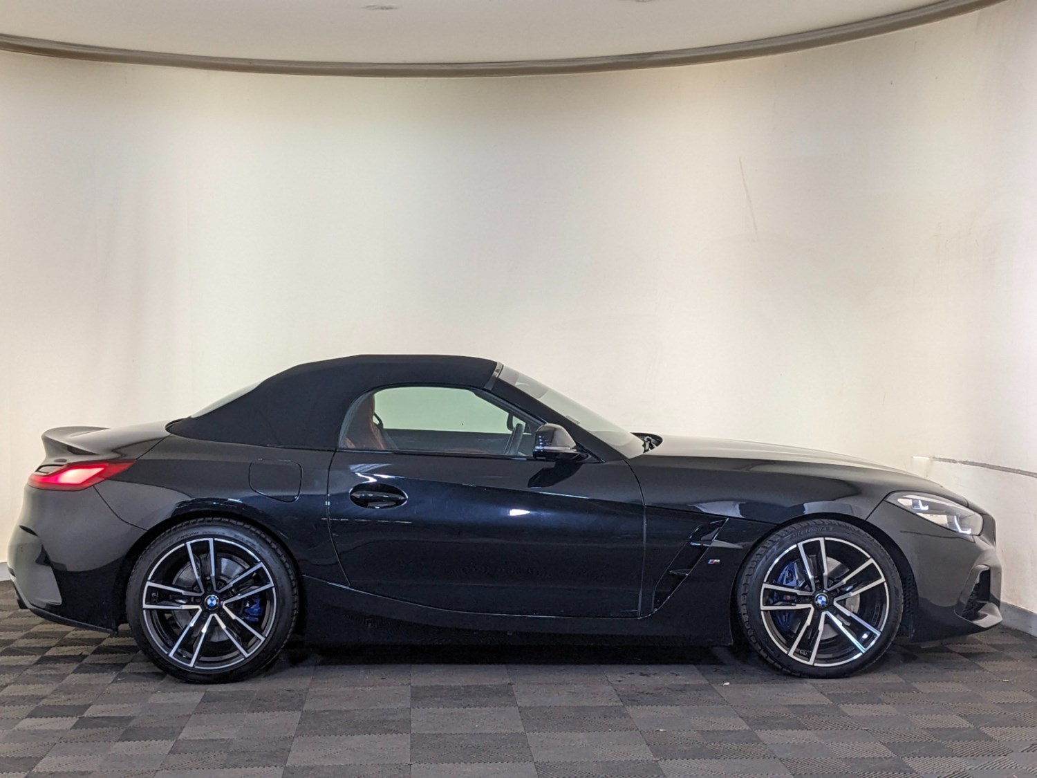 BMW Z4 Listing Image