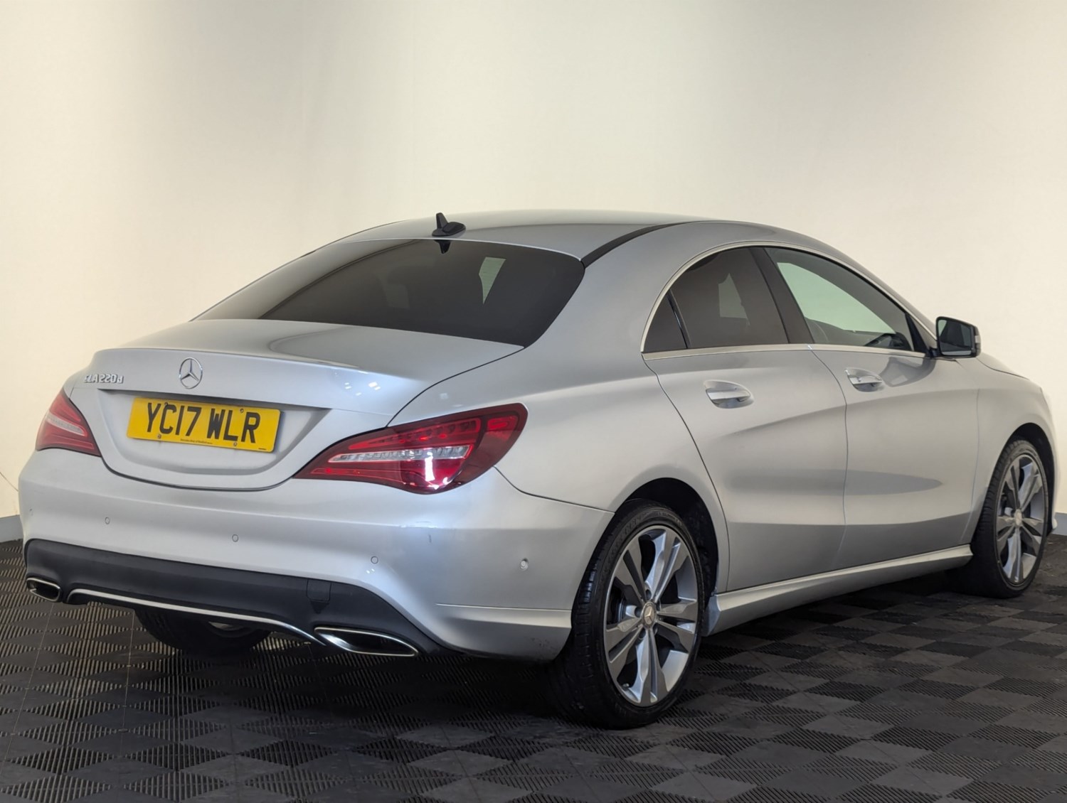 Mercedes-Benz CLA Listing Image