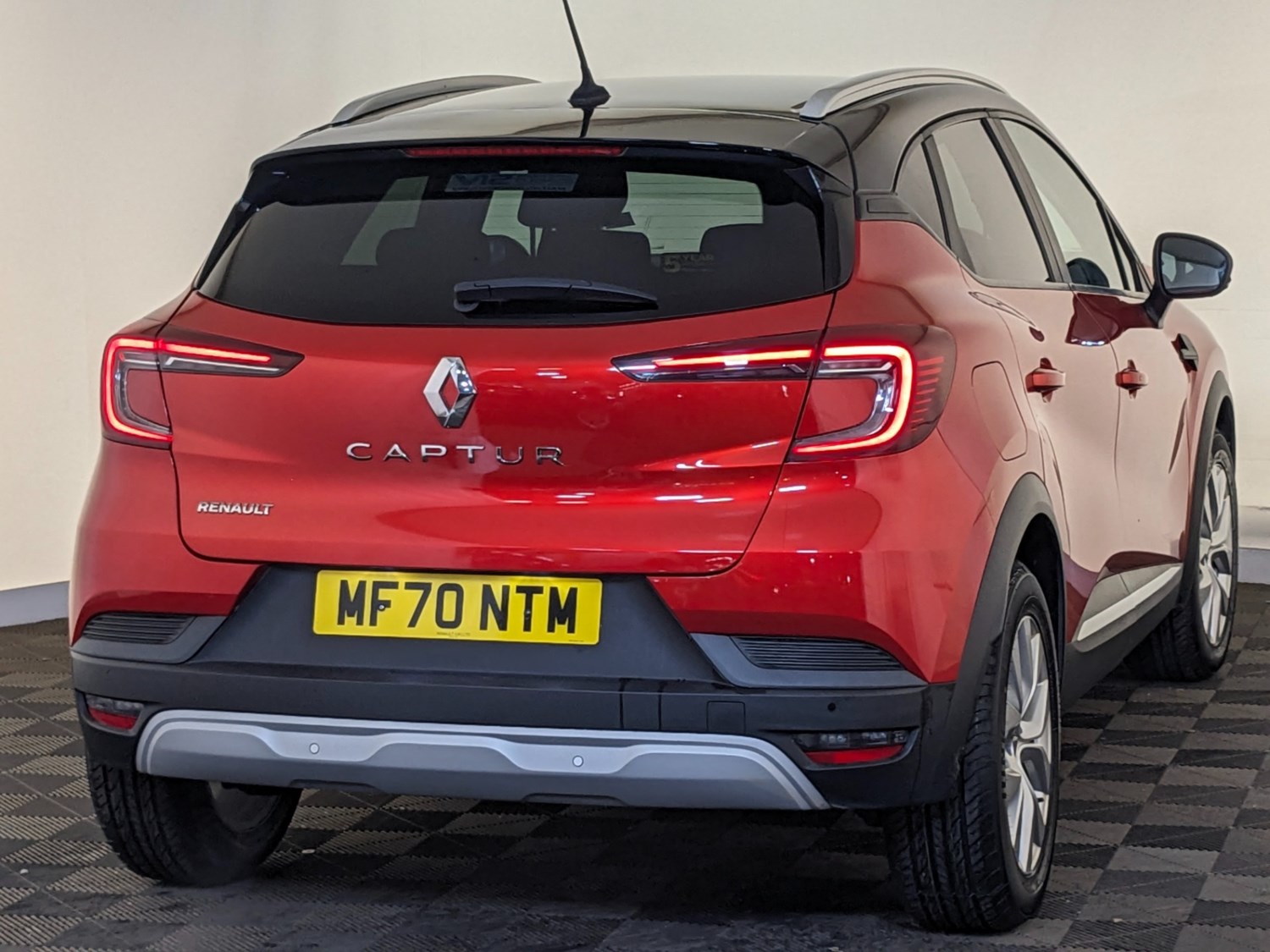 Renault Captur Listing Image