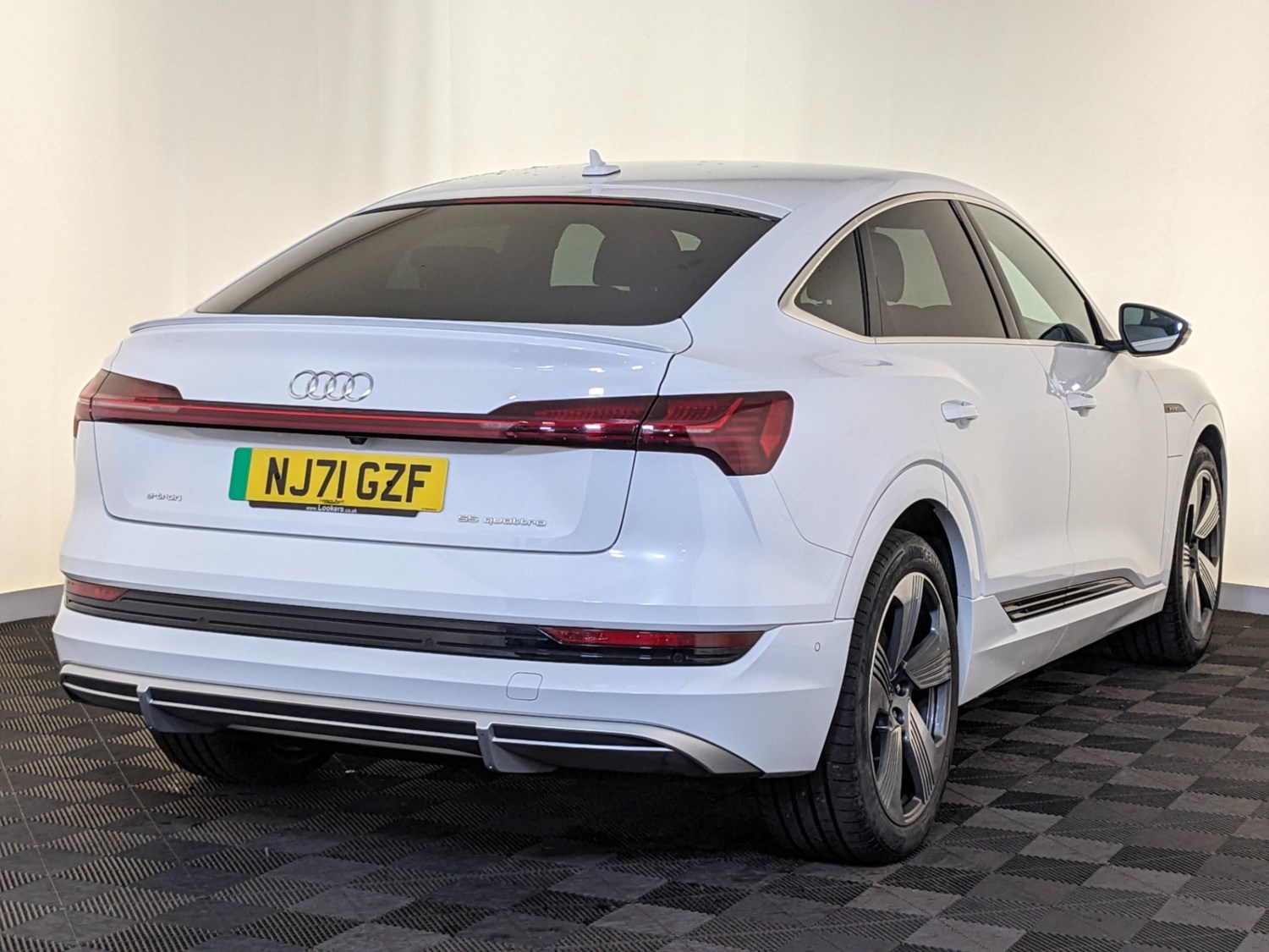 Audi e-tron Listing Image