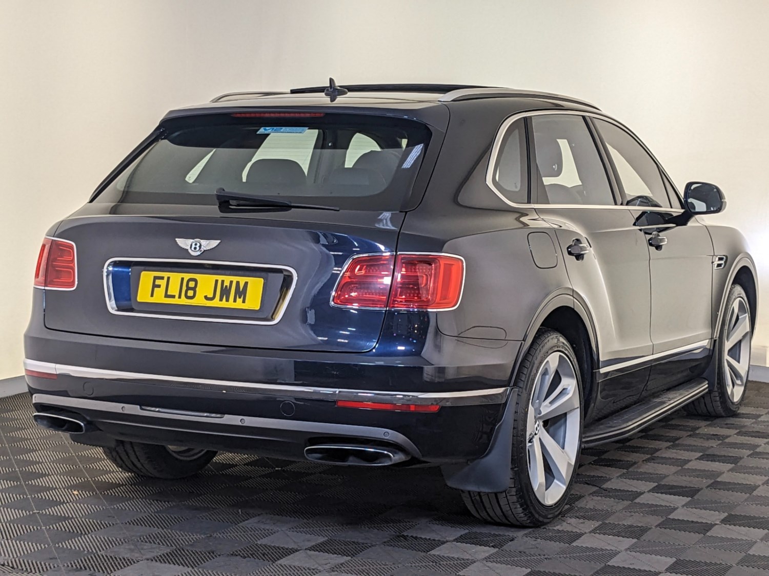 Bentley Bentayga Listing Image