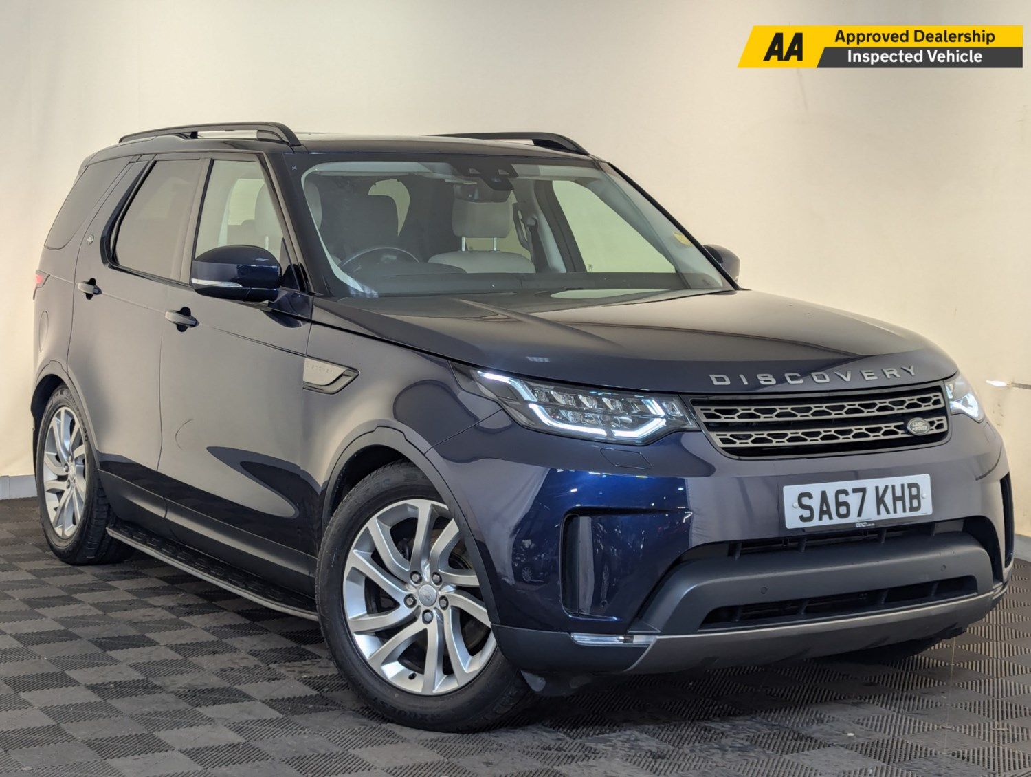 Land Rover Discovery Listing Image