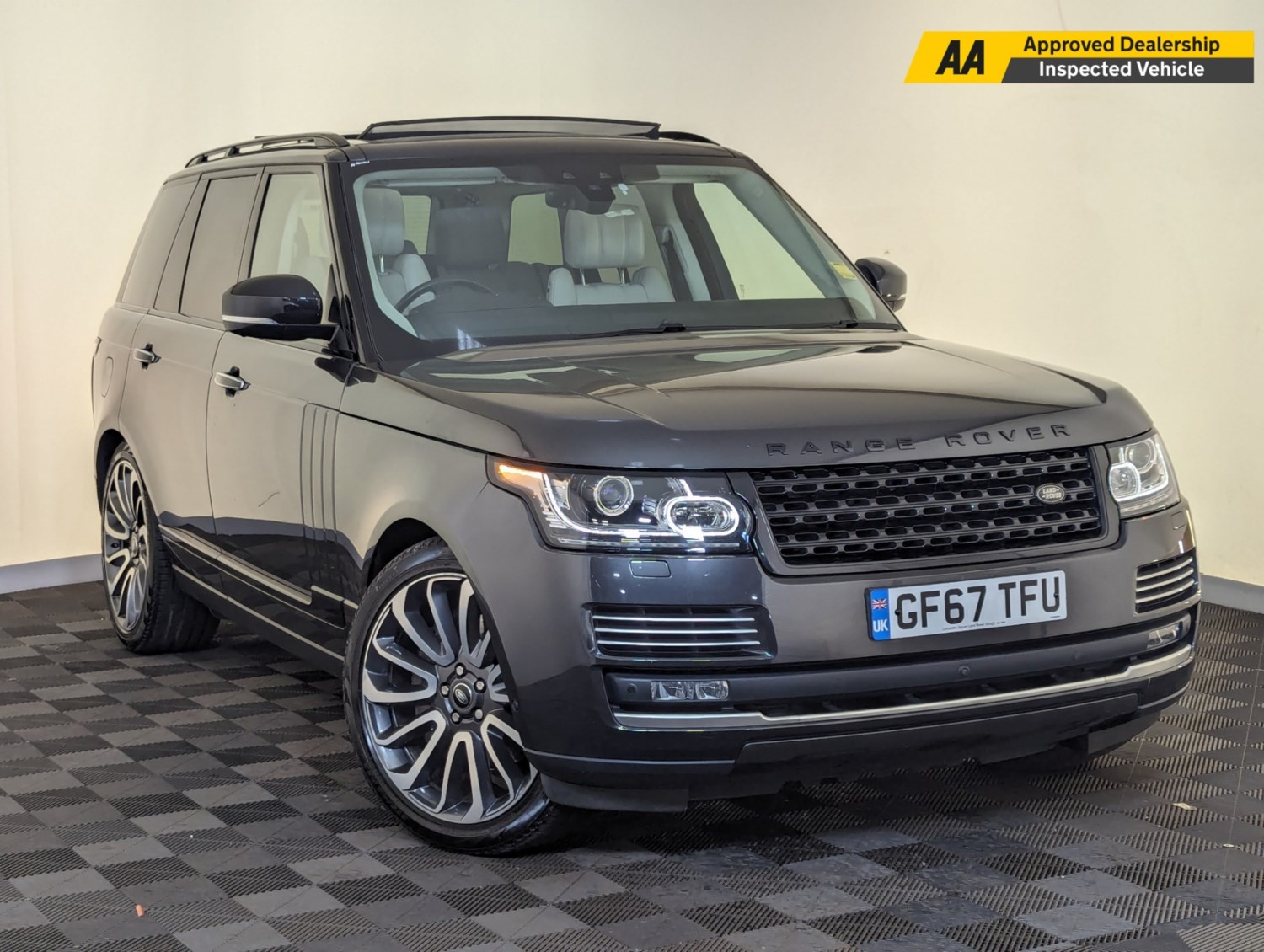 Land Rover Range Rover Listing Image