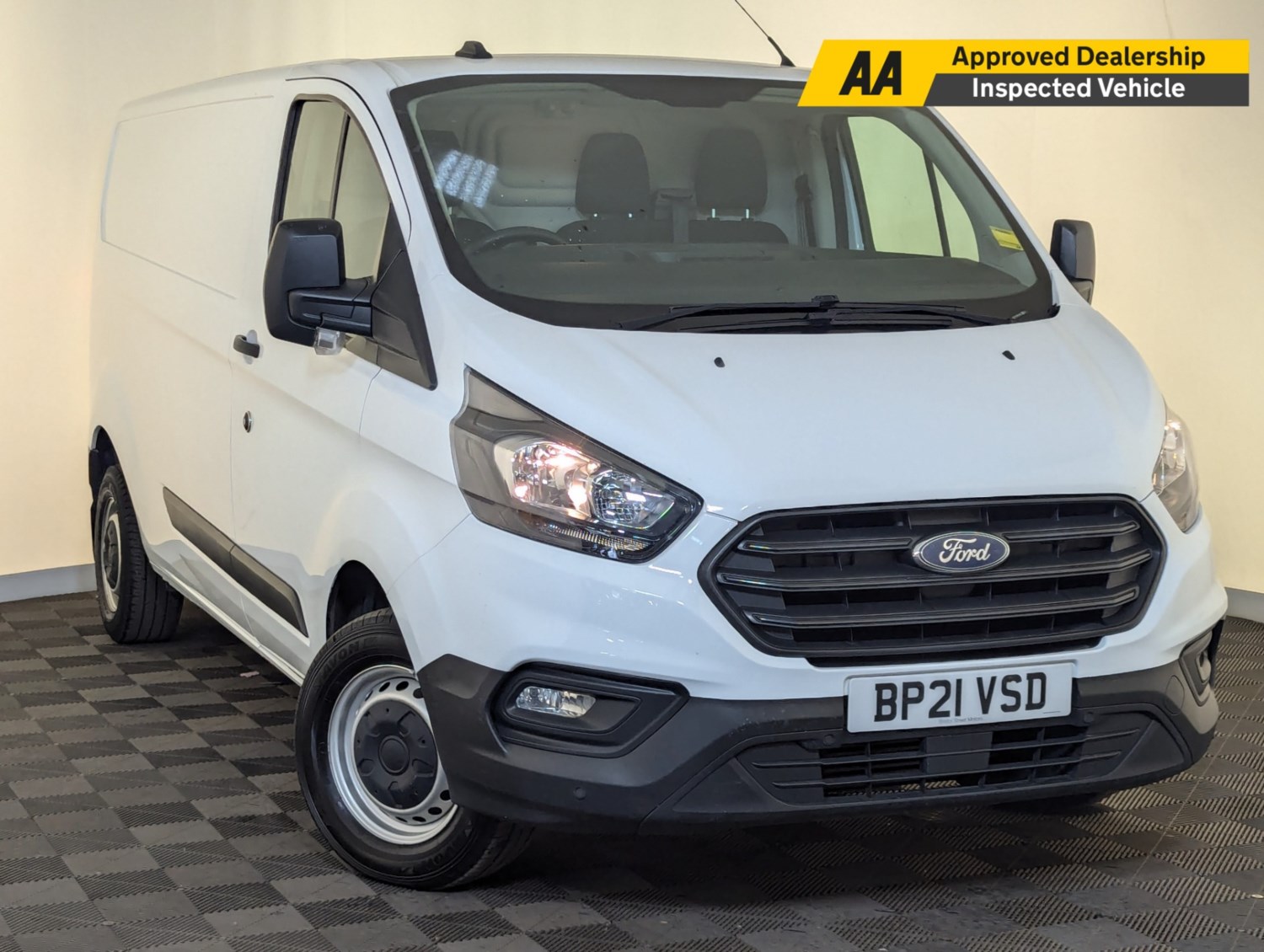 Ford Transit Custom Listing Image