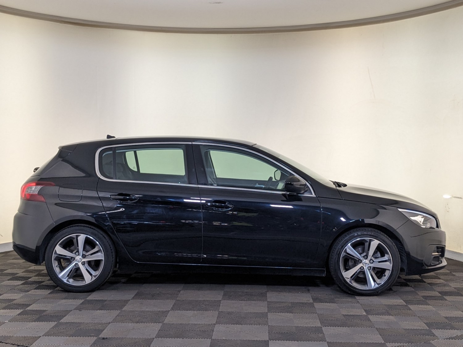 Peugeot 308 Listing Image