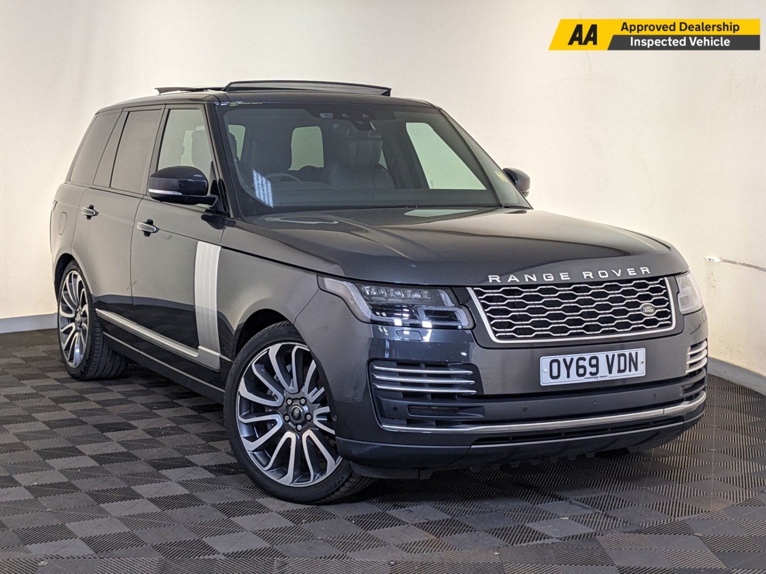 Land Rover Range Rover Listing Image