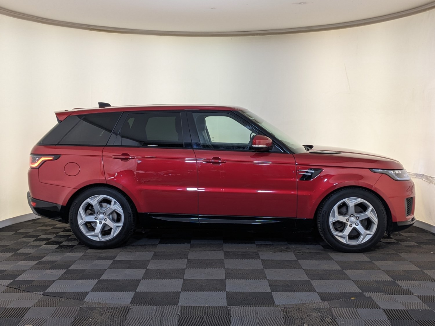 Land Rover Range Rover Sport Listing Image