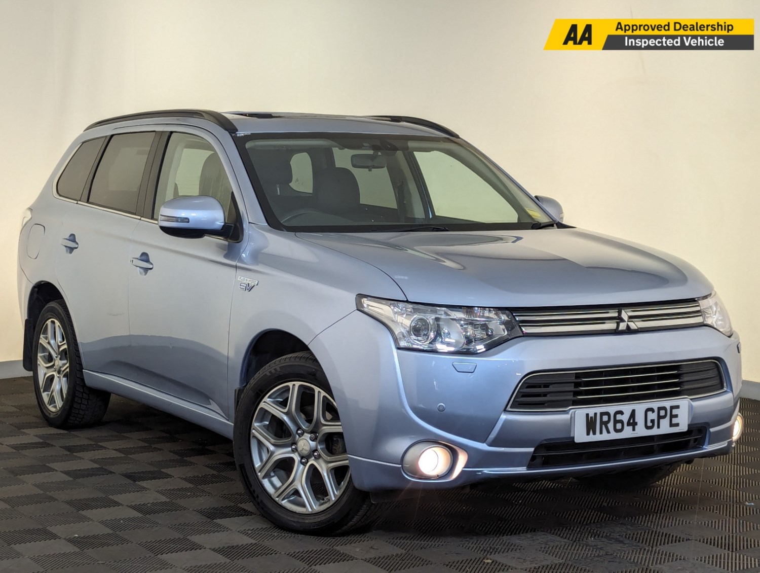 Mitsubishi Outlander Listing Image