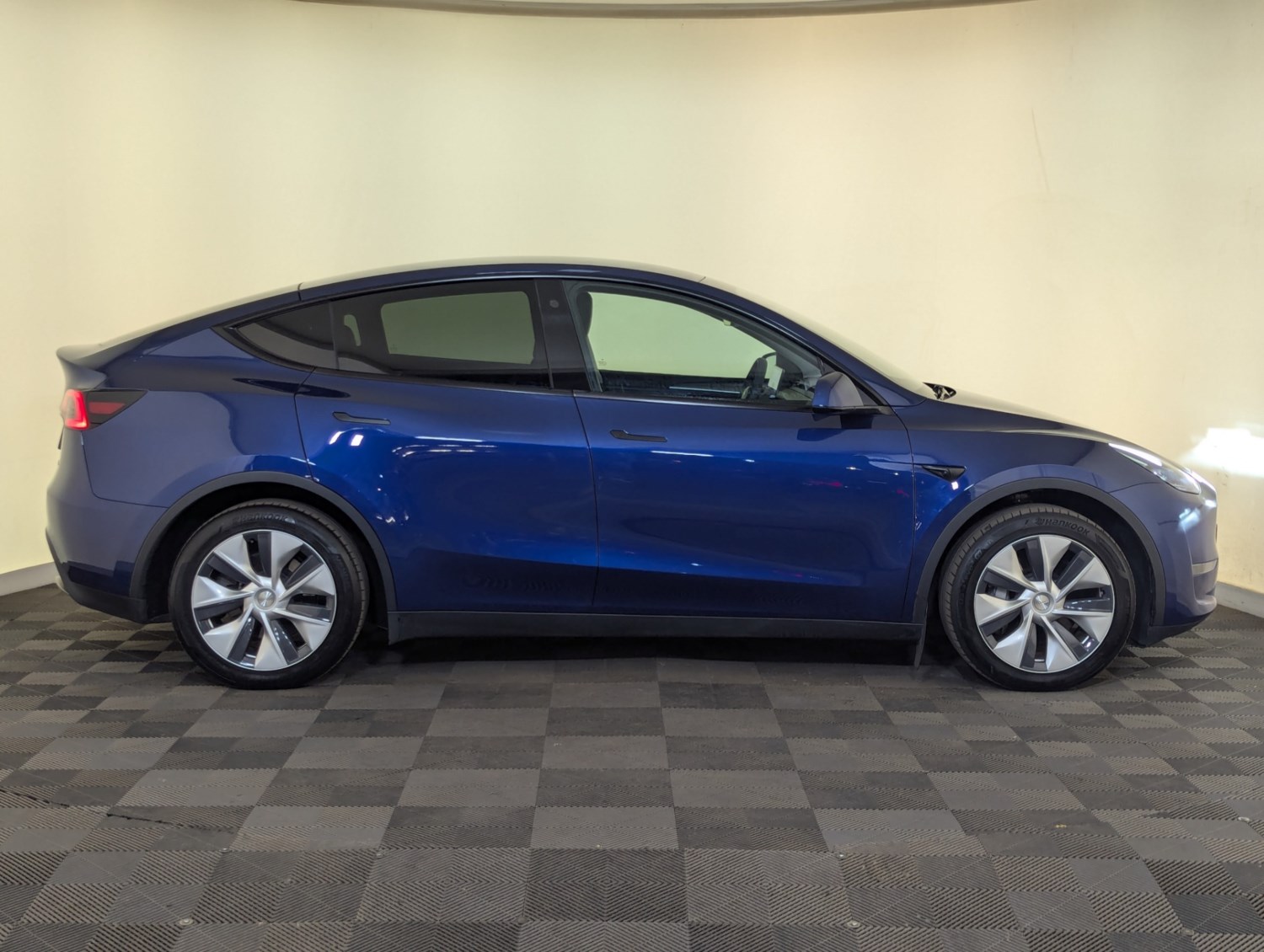 Tesla Model Y Listing Image