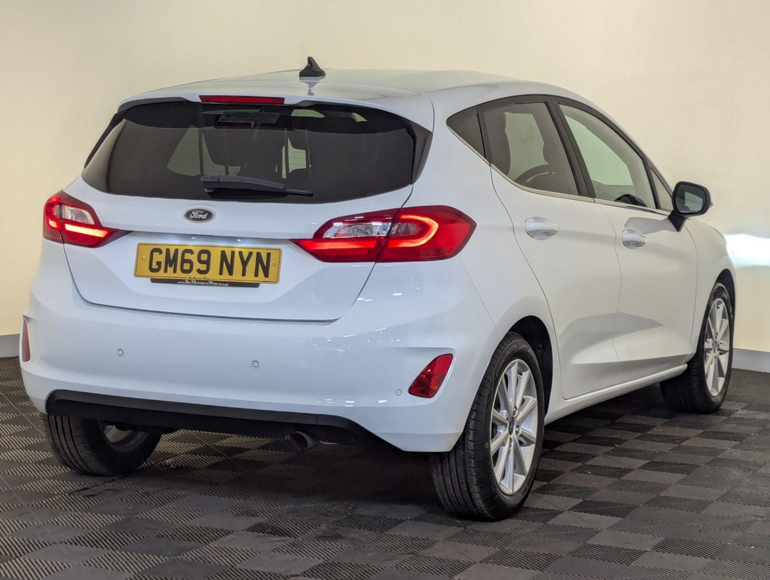 Ford Fiesta Listing Image