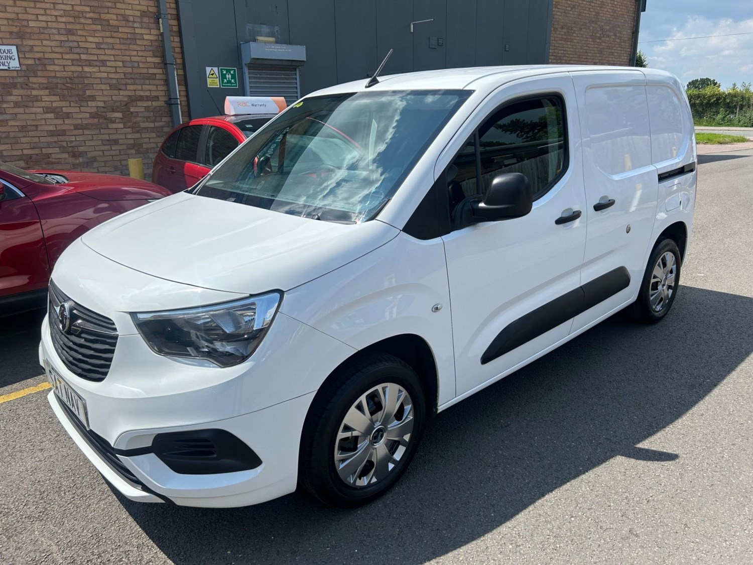 Vauxhall Combo Listing Image