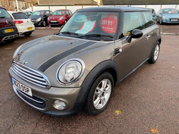 2013 (13) MINI HATCHBACK 1.6 Cooper 3dr For Sale In Broadstairs, Kent