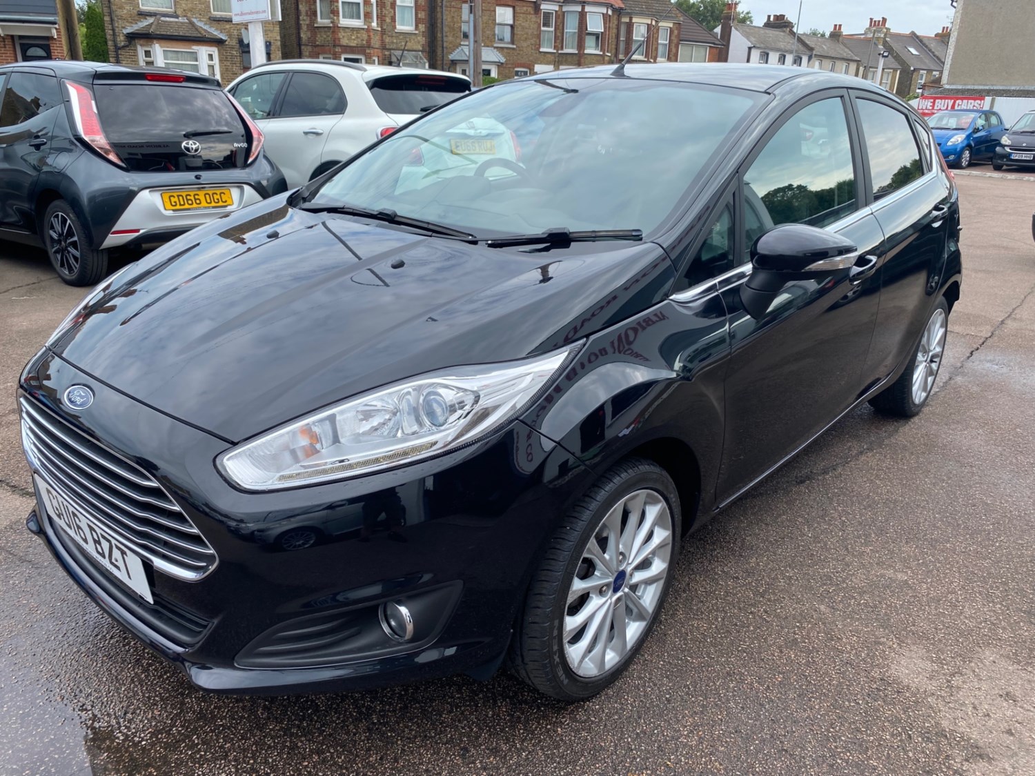 Ford Fiesta Listing Image