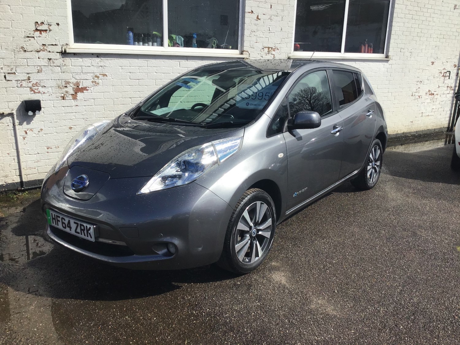 Nissan Leaf Listing Image