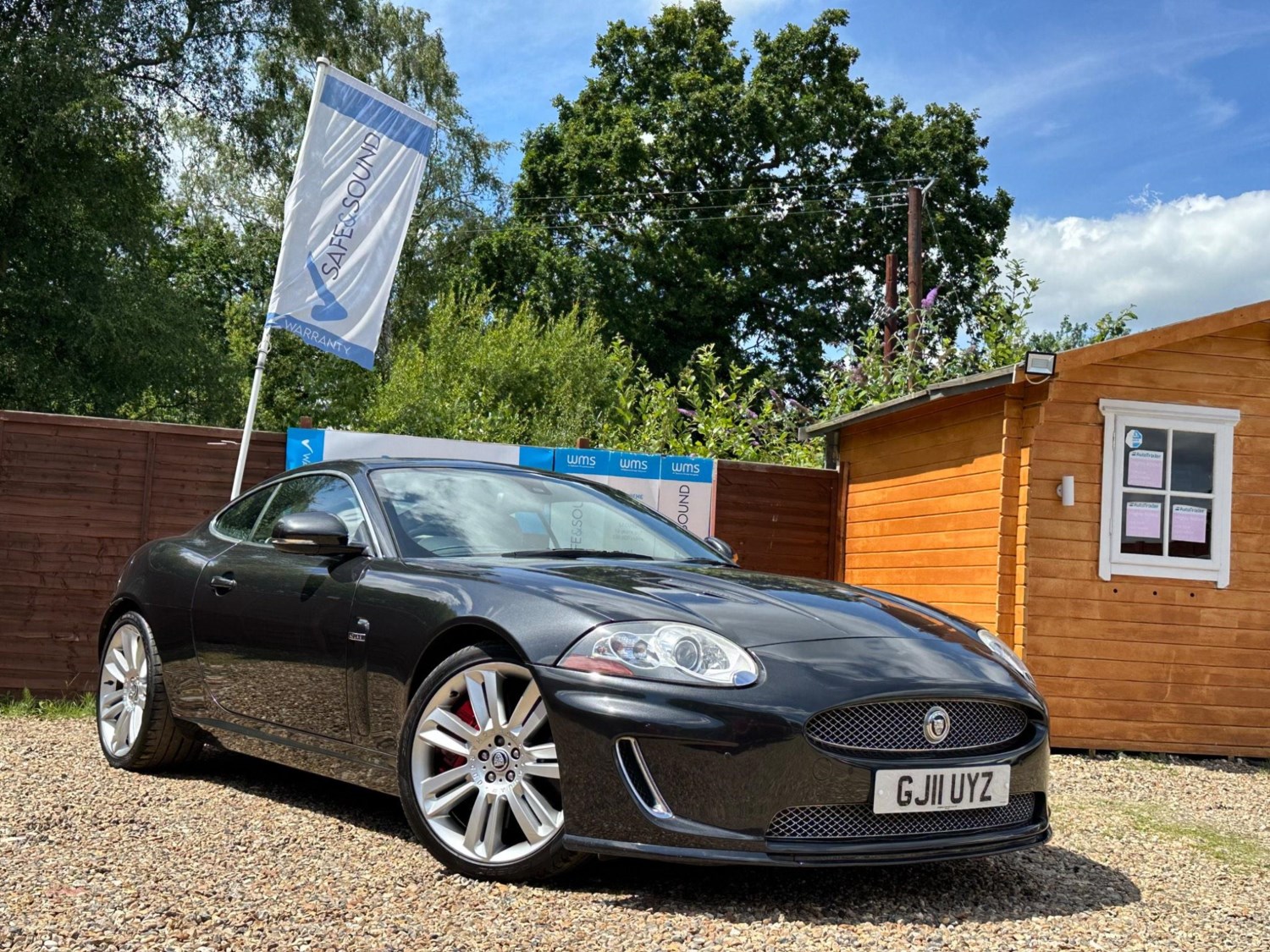 Jaguar XKR Listing Image