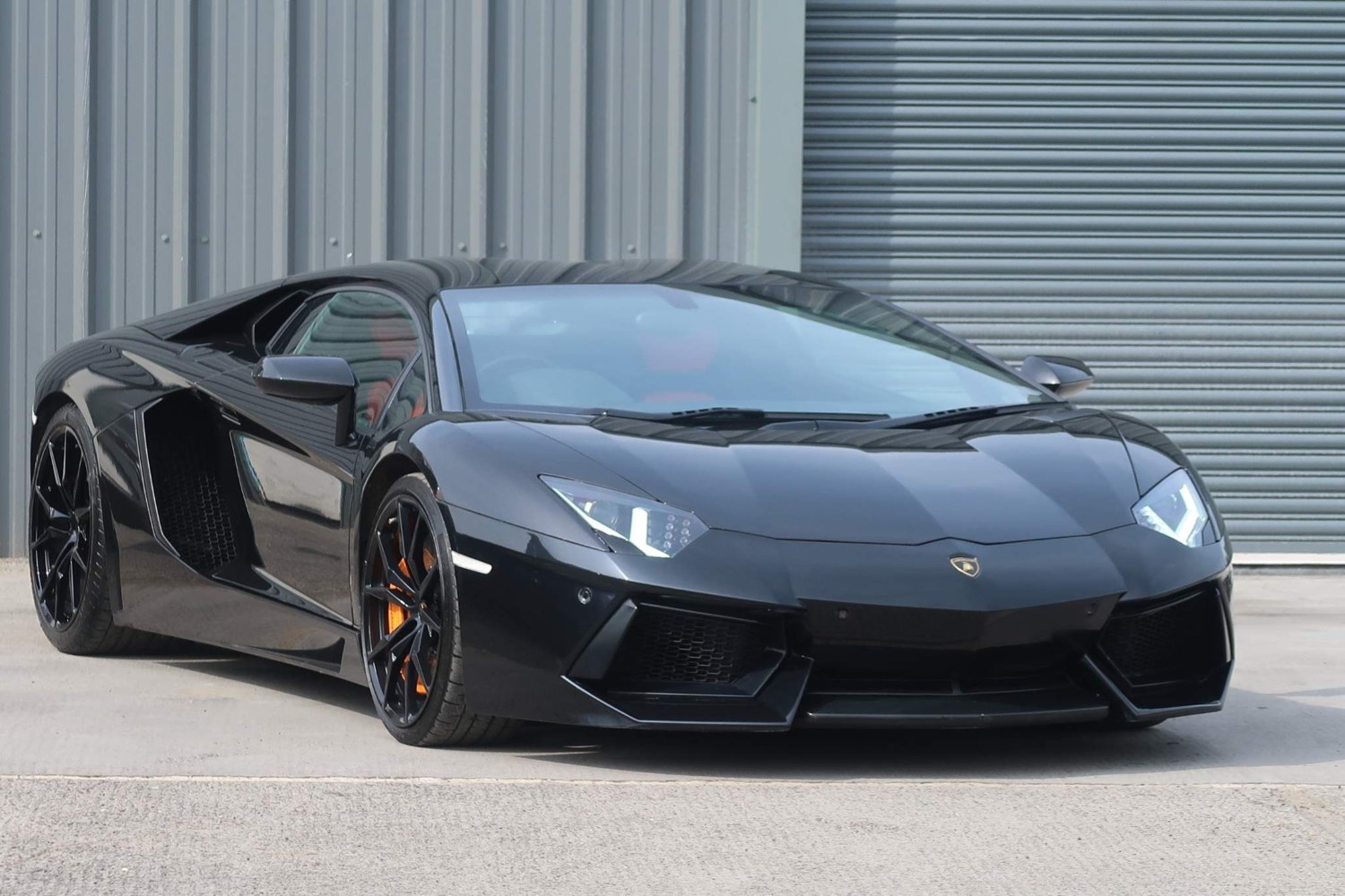 Lamborghini Aventador Listing Image