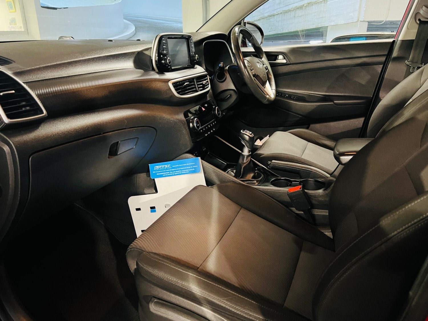 Hyundai TUCSON Listing Image