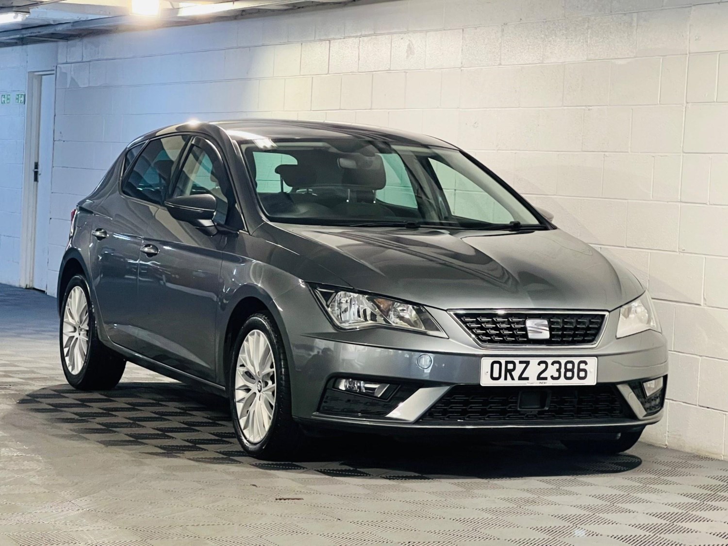 SEAT Leon Listing Image