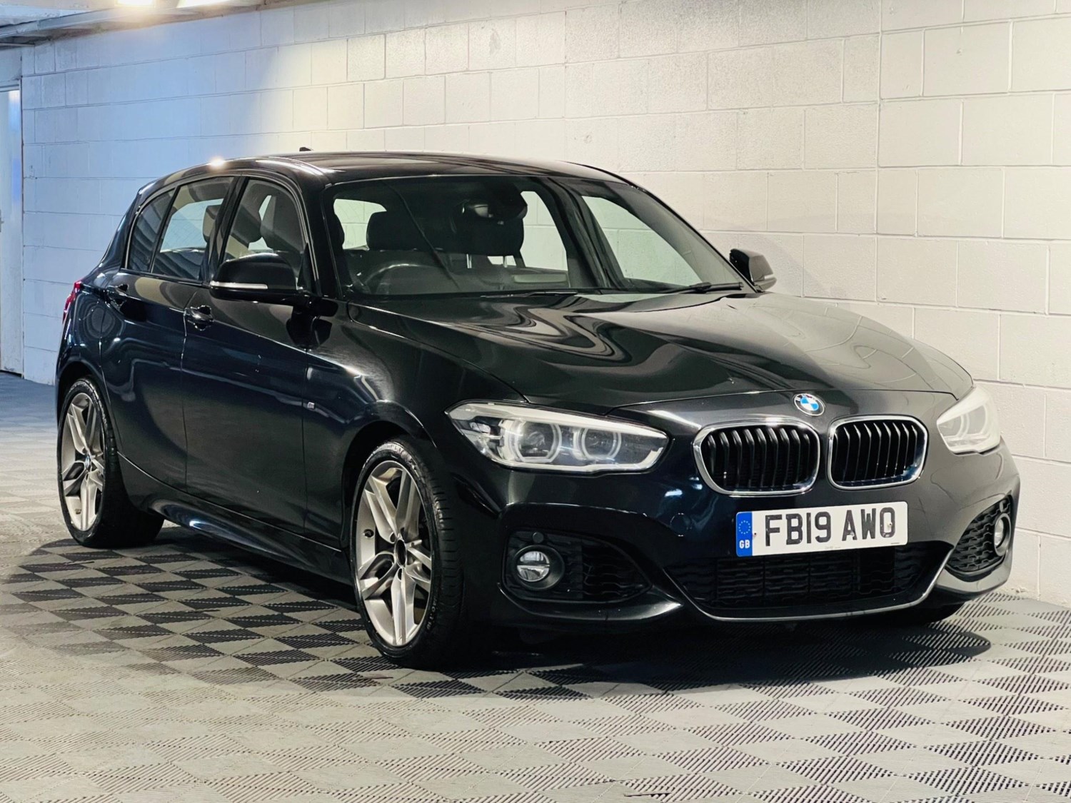 BMW 1 Series Listing Image