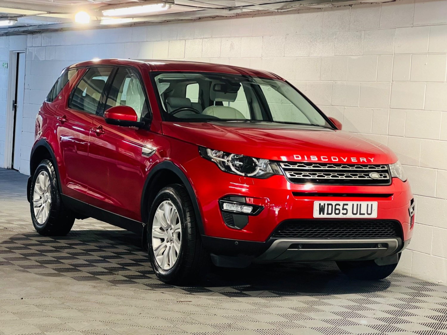 Land Rover Discovery Sport Listing Image