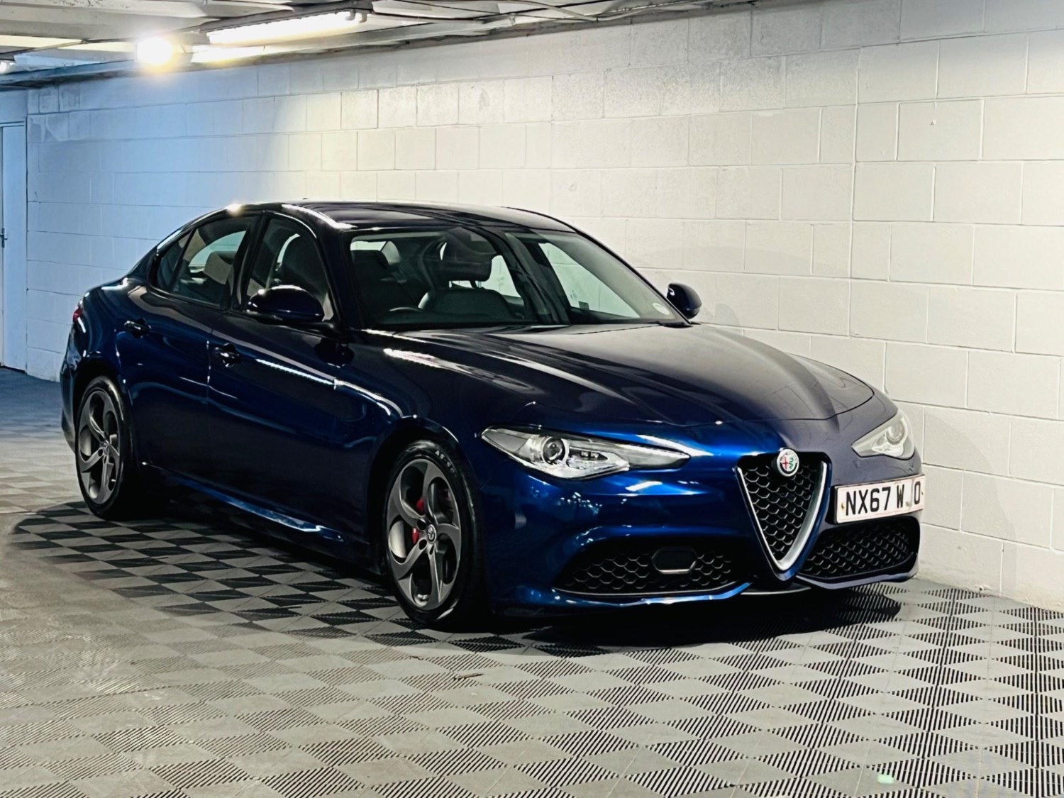 Alfa Romeo Giulia Listing Image