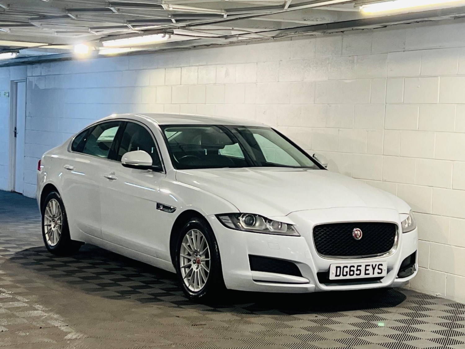 Jaguar XF Listing Image