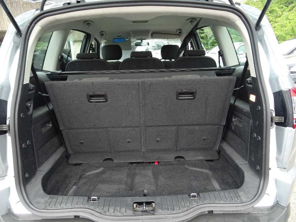 Ford S-Max Listing Image