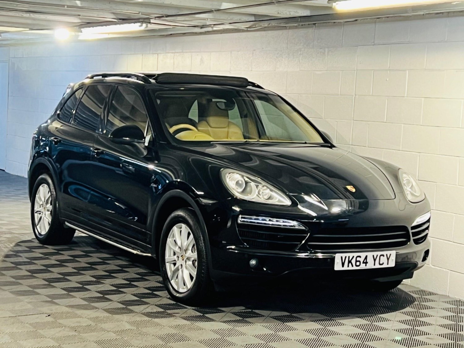 Porsche Cayenne Listing Image