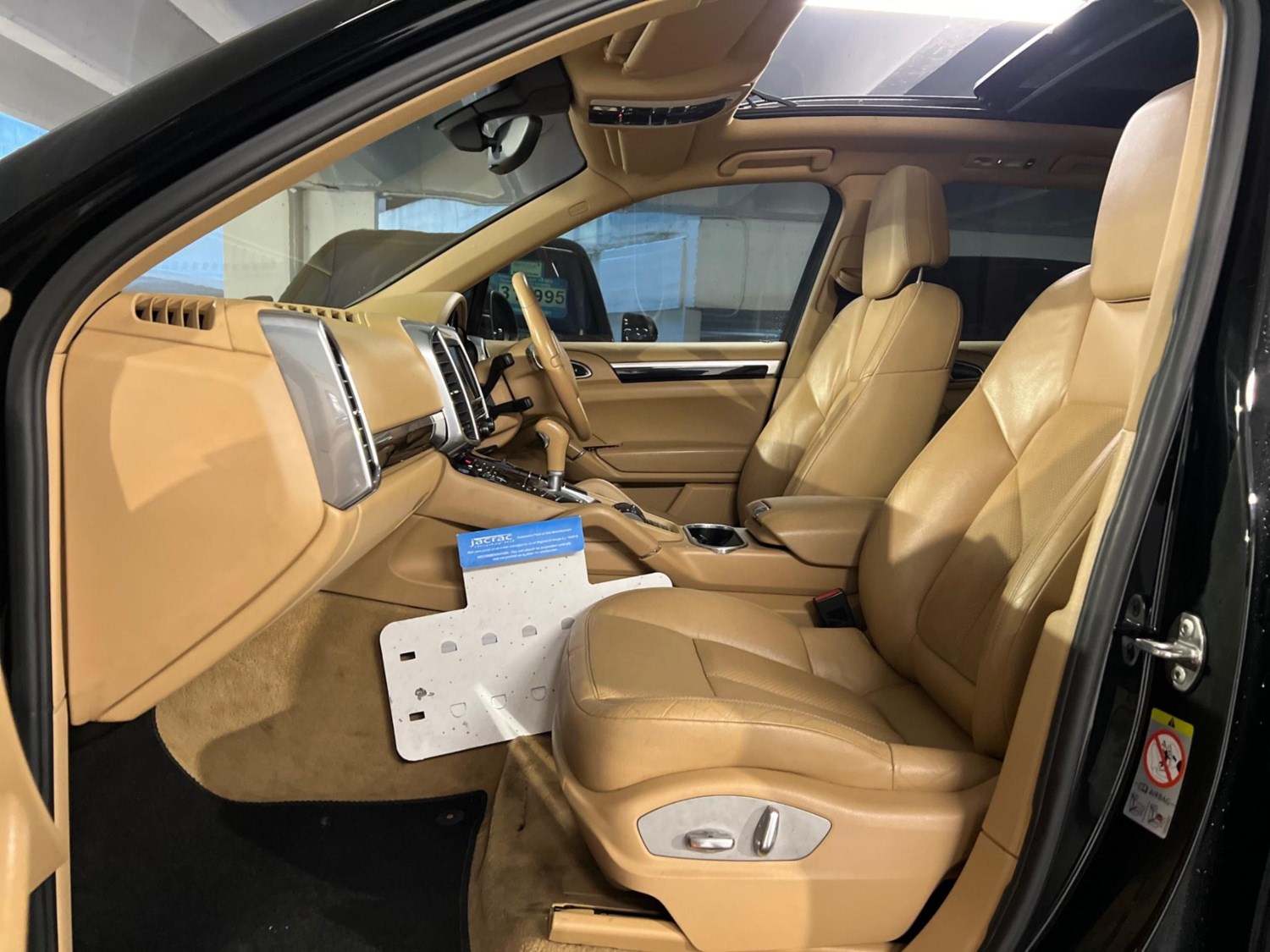 Porsche Cayenne Listing Image