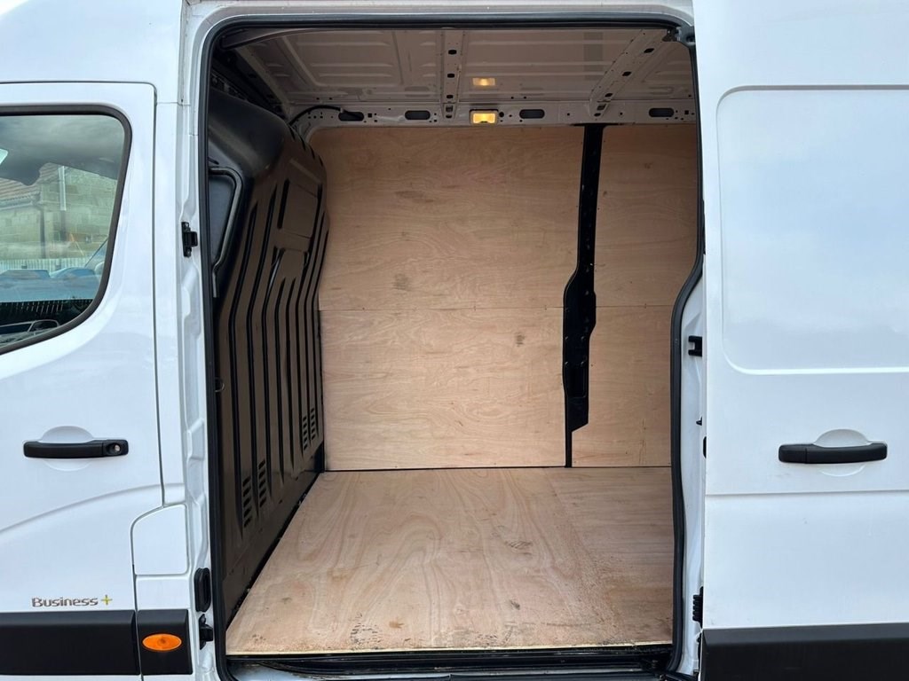 Renault Master Listing Image