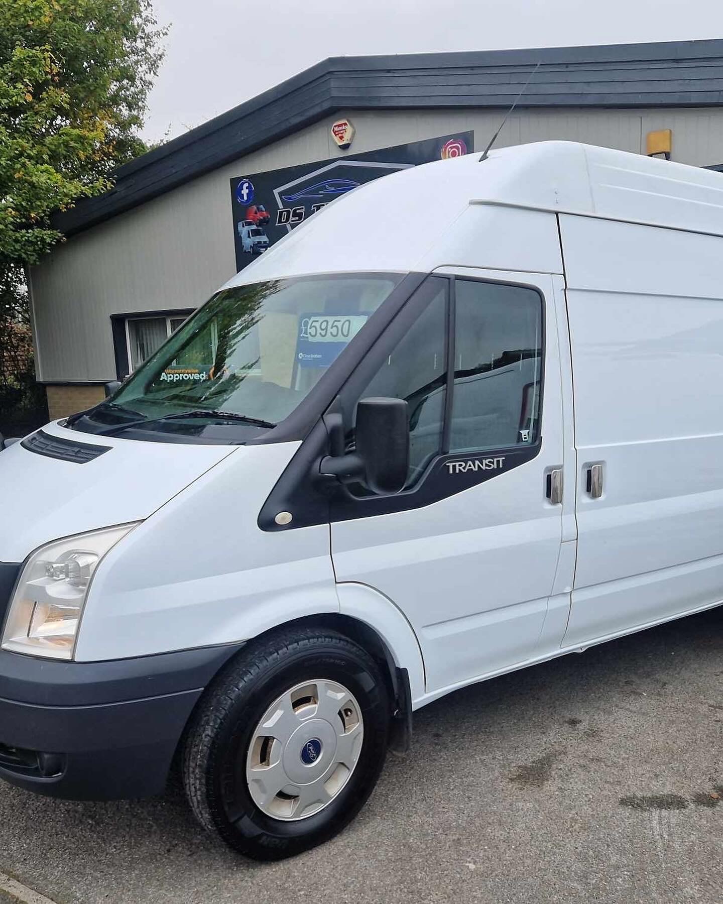 Ford Transit Listing Image