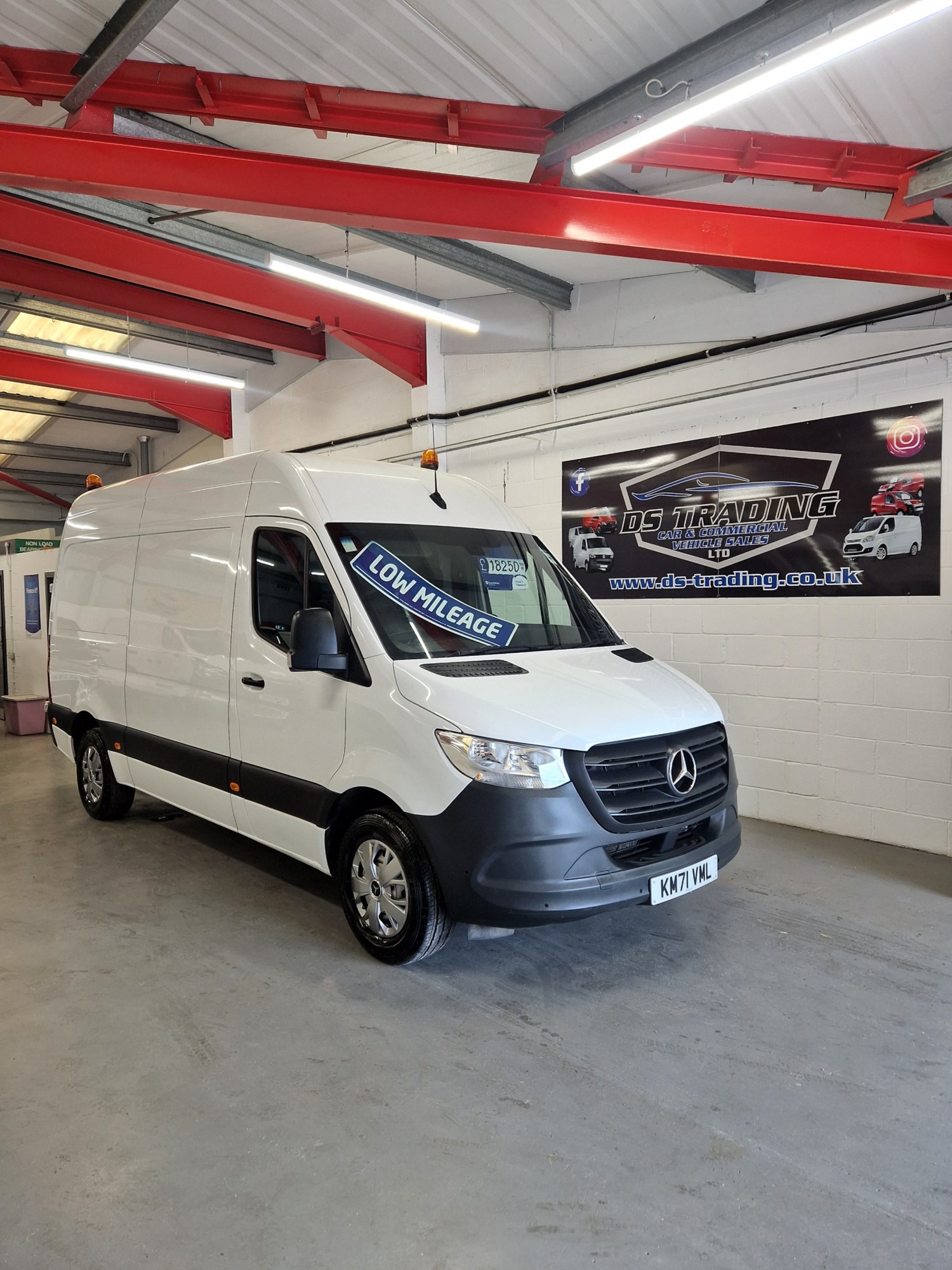 Mercedes-Benz Sprinter Listing Image