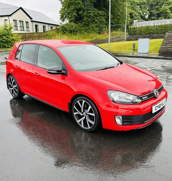 Volkswagen Golf Listing Image