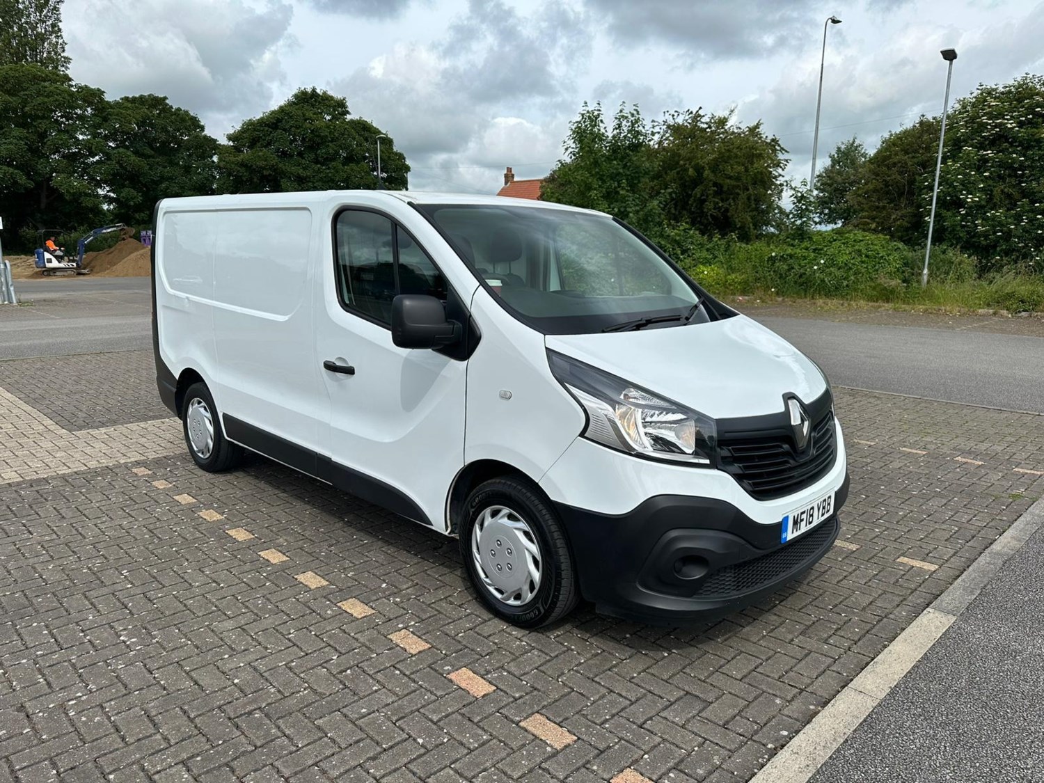 Renault Trafic Listing Image