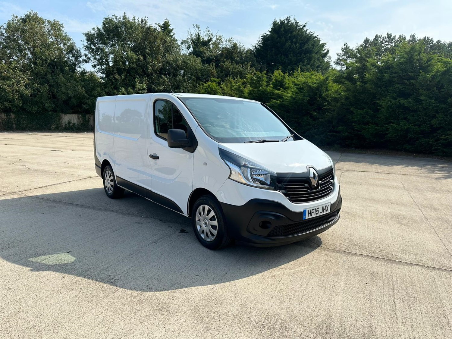 Renault Trafic Listing Image