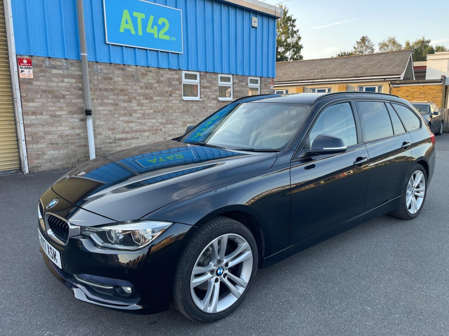 BMW 3 Series Listing Image