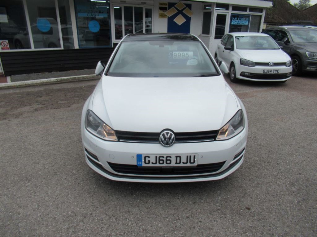 Volkswagen Golf Listing Image