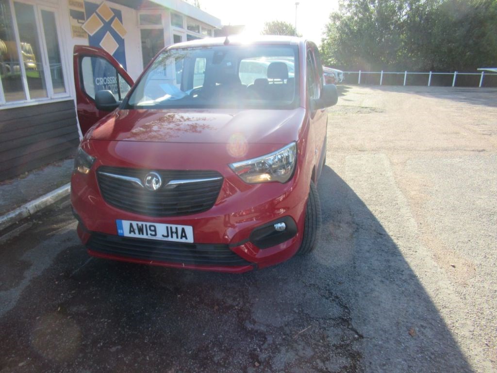 Vauxhall Combo Listing Image