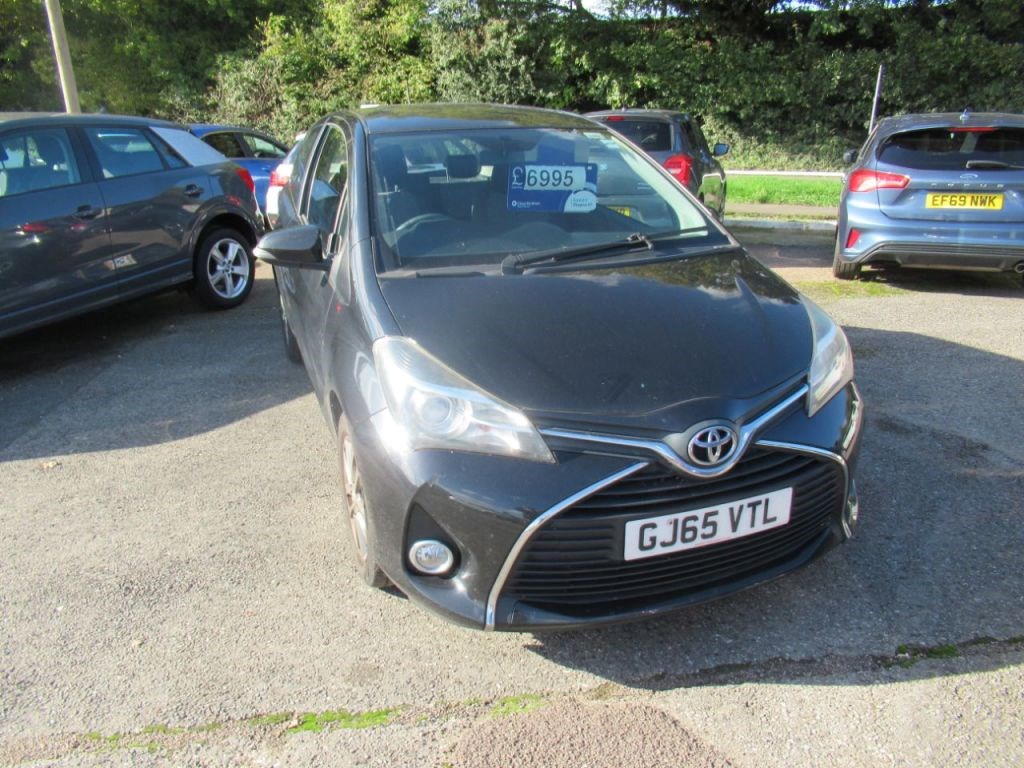 Toyota Yaris Listing Image