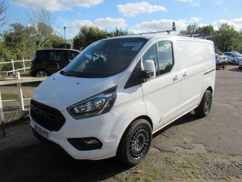 Ford Transit Custom Listing Image