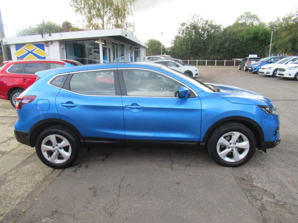 Nissan Qashqai Listing Image