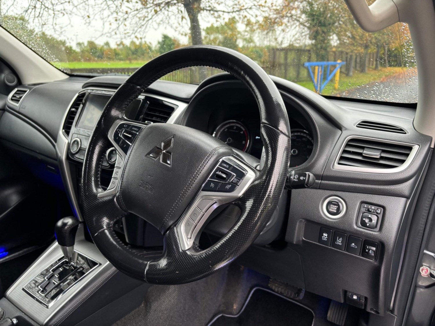 Mitsubishi L200 Listing Image