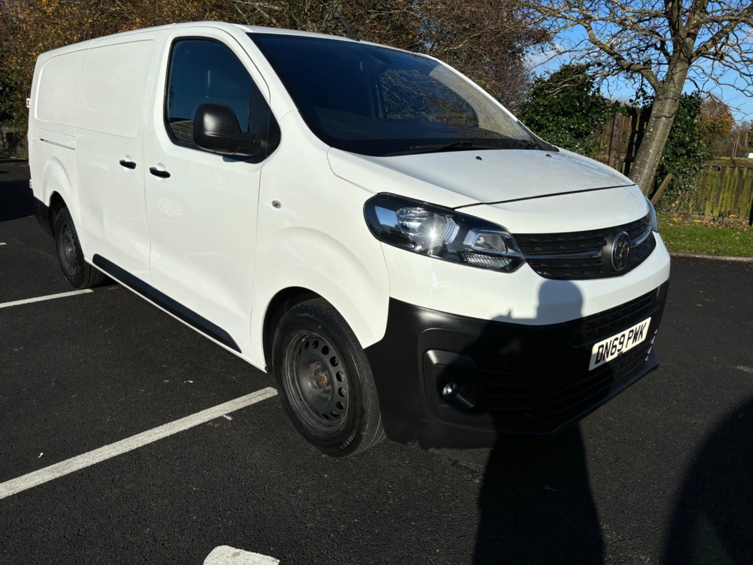 Vauxhall Vivaro Listing Image