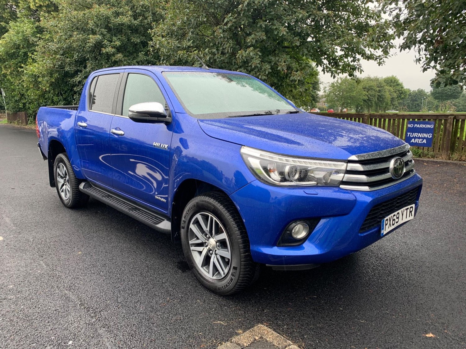 Toyota Hilux Listing Image