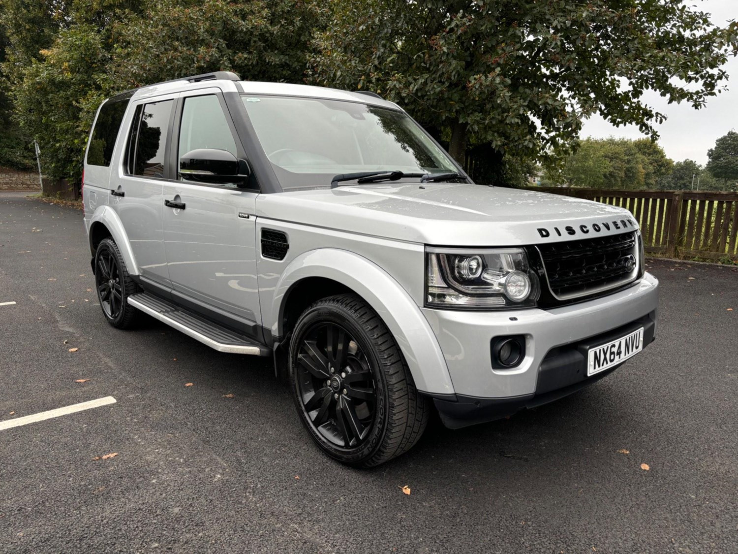 Land Rover Discovery 4 Listing Image